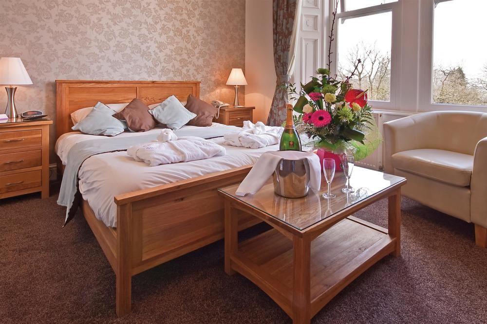 Burnley North Oaks Hotel And Leisure Club ภายนอก รูปภาพ