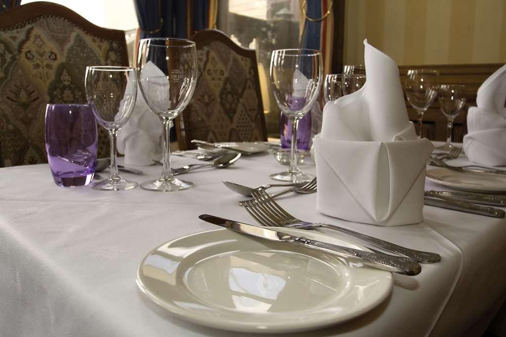 Burnley North Oaks Hotel And Leisure Club ร้านอาหาร รูปภาพ