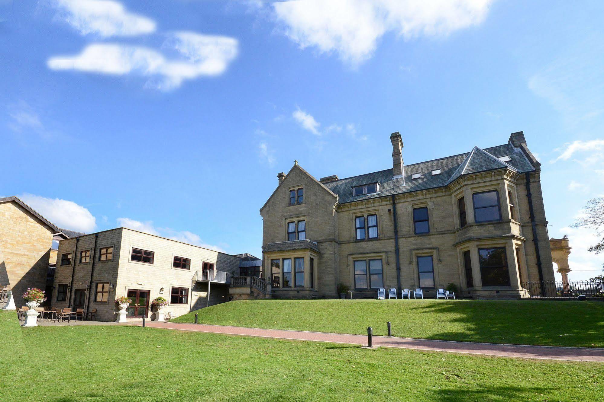 Burnley North Oaks Hotel And Leisure Club ภายนอก รูปภาพ