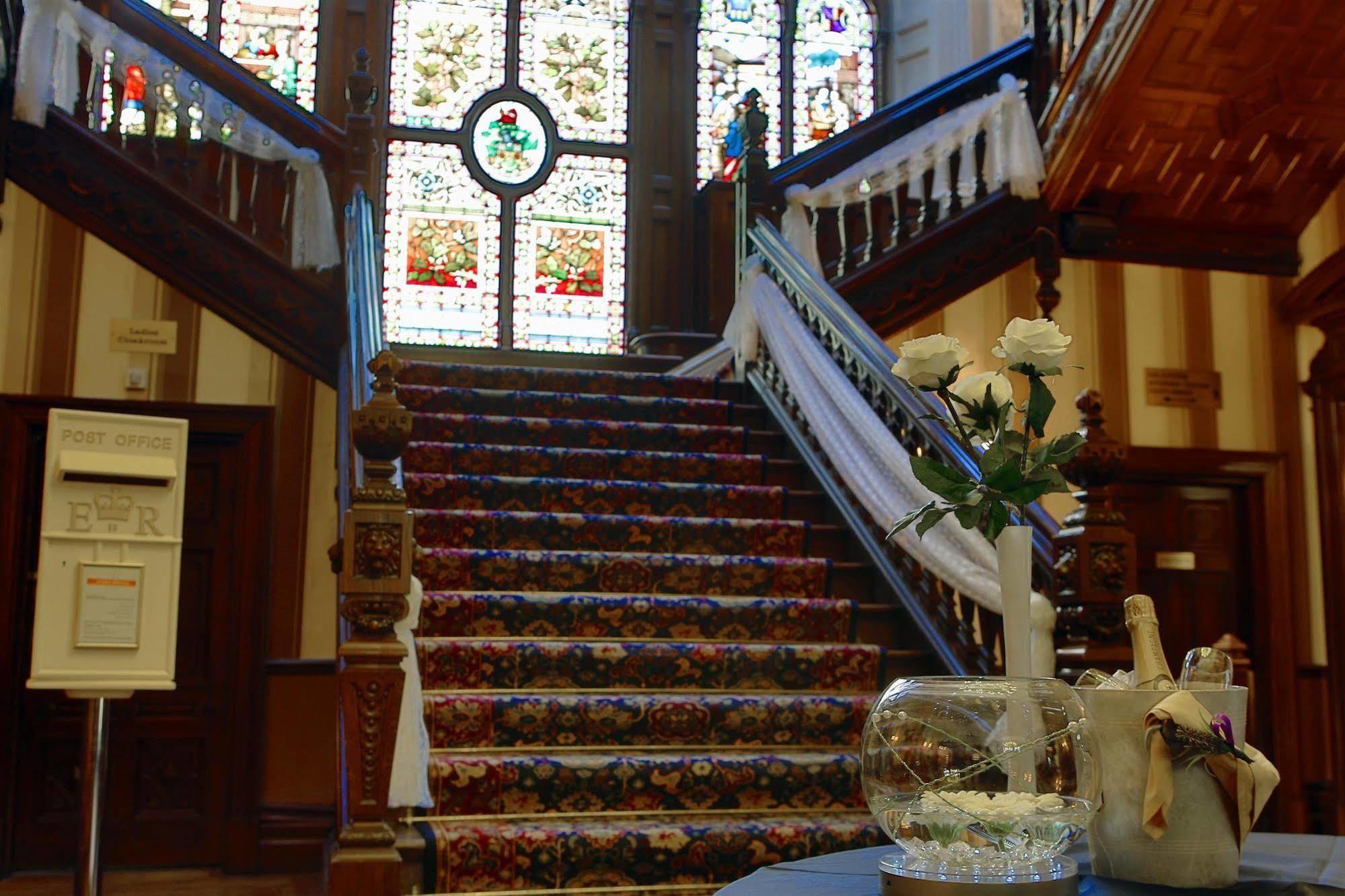 Burnley North Oaks Hotel And Leisure Club ภายนอก รูปภาพ